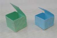 ��ɫ����ֽ��